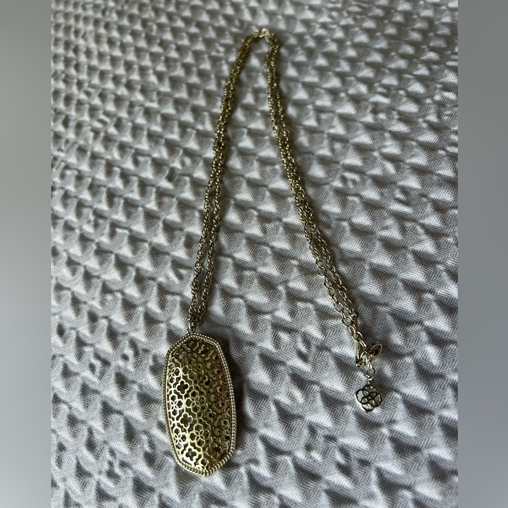 Kendra Scott Rae Chain Pendant Necklace Gold Plated Filigree Statement Drop